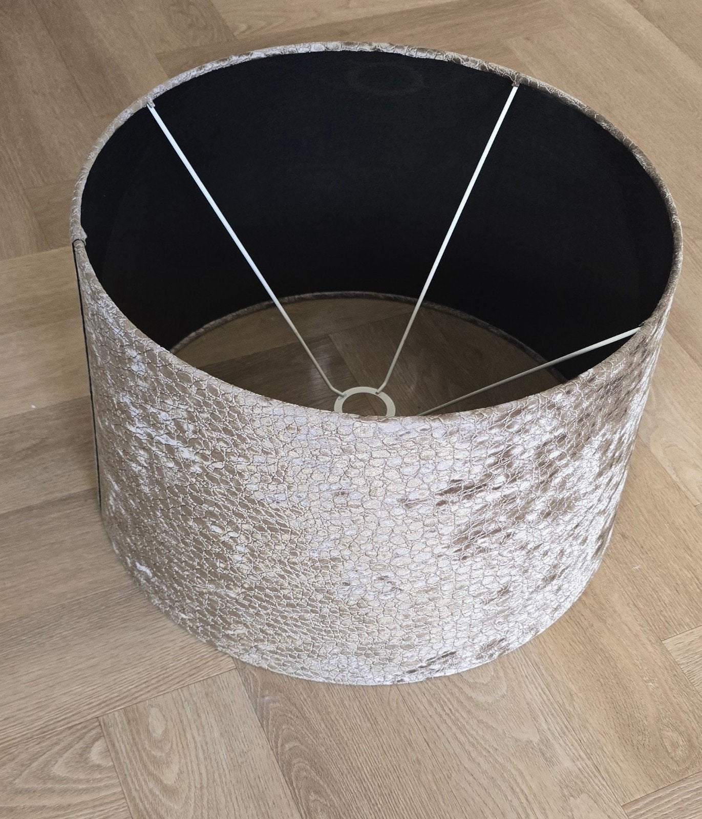 Prachtige grote lampenkap, Ophalen, 29 cm, Zwart, Rond