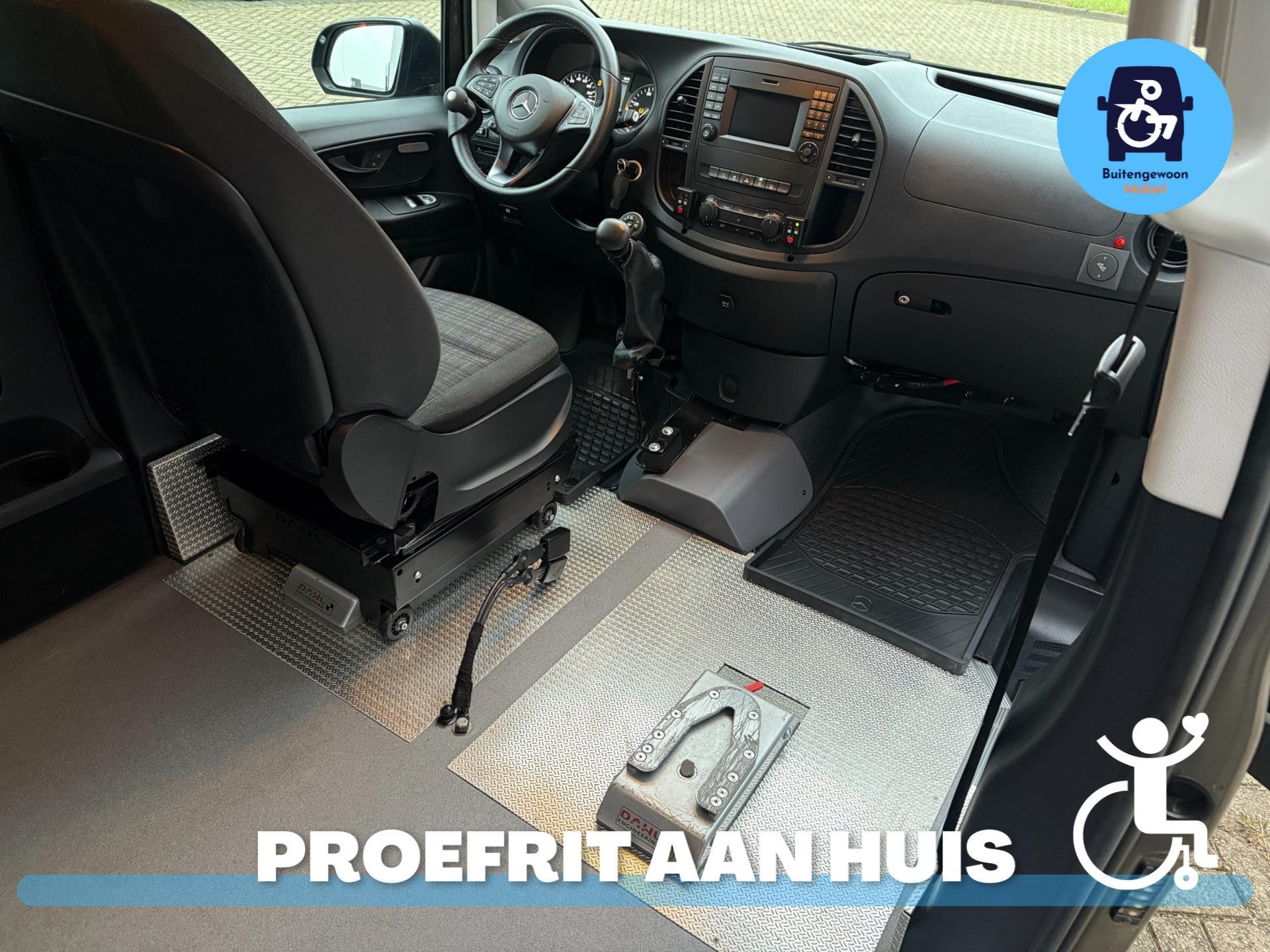 Mercedes-Benz Vito Rolstoelbus zelfrijder | 2 Rolstoelen voo, Automaat, 12 maanden, Gebruikt, Zwart