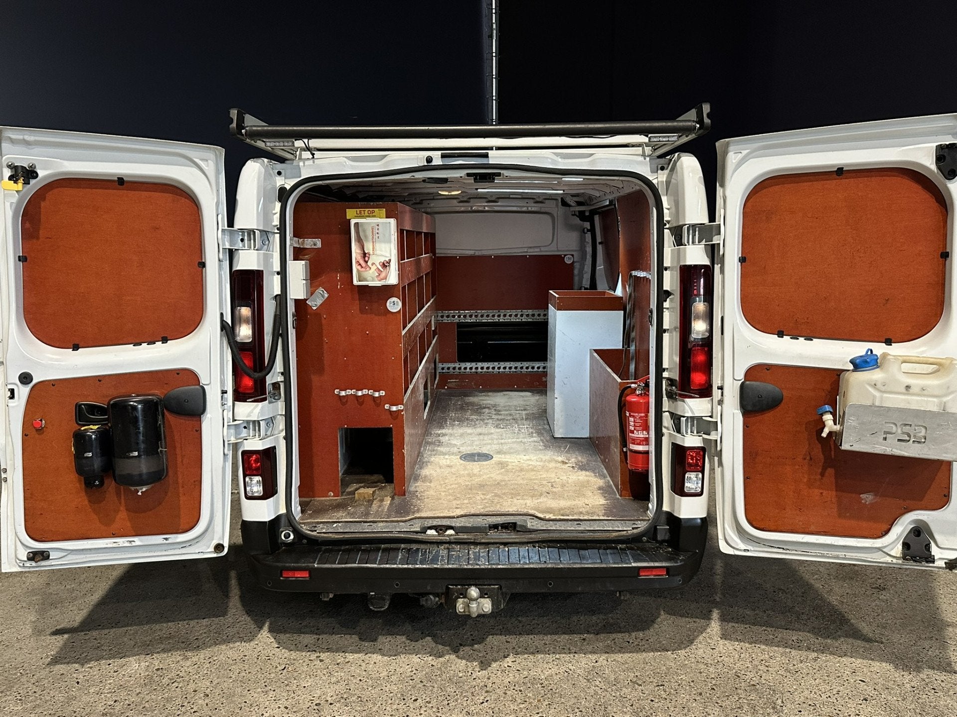 Renault Trafic 2.0 dCi 120pk L2H1 Inrichting Euro6 Airco | O, Voorwielaandrijving, Stof, Gebruikt, 2000 kg