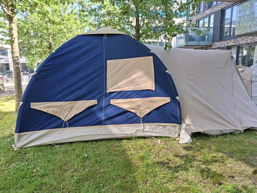 Karsten tent 280 sunportluifel, Caravans en Kamperen, Tenten, Ophalen, Gebruikt, Tot en met 4