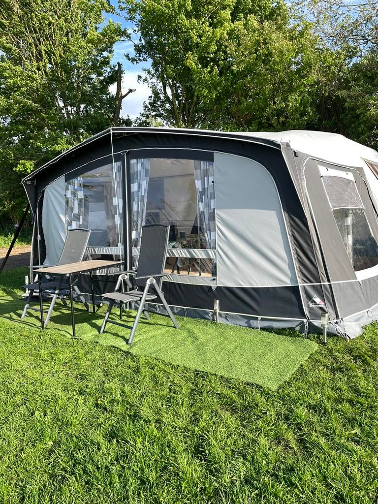 Chateau Calista 450, in Egmond, helemaal compleet Vraagprijs, Caravans en Kamperen, Caravans, Chateau, Rondzit, Frans bed, 750 - 1000 kg