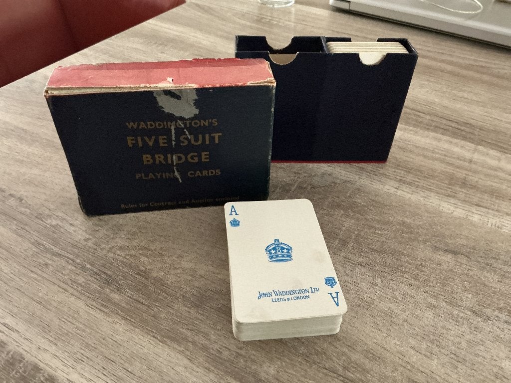 Speelkaarten Waddington’s Five Suit Bridge playing cards, Ophalen of Verzenden, Gebruikt, Speelkaart(en)