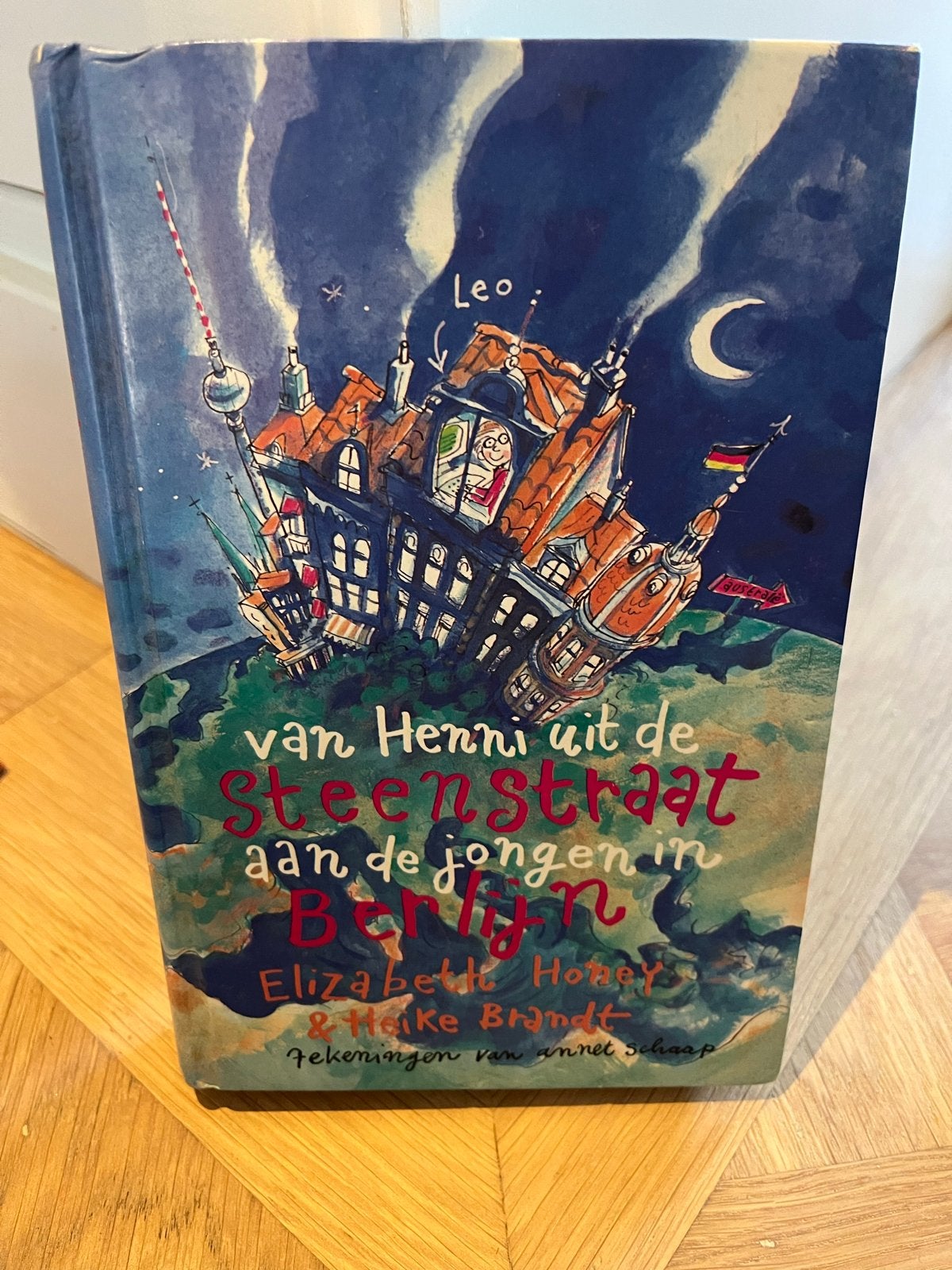 Van Henni uit de Steenstraat aan de jongen in Berlijn, Boeken, Ophalen, Gelezen, Fictie