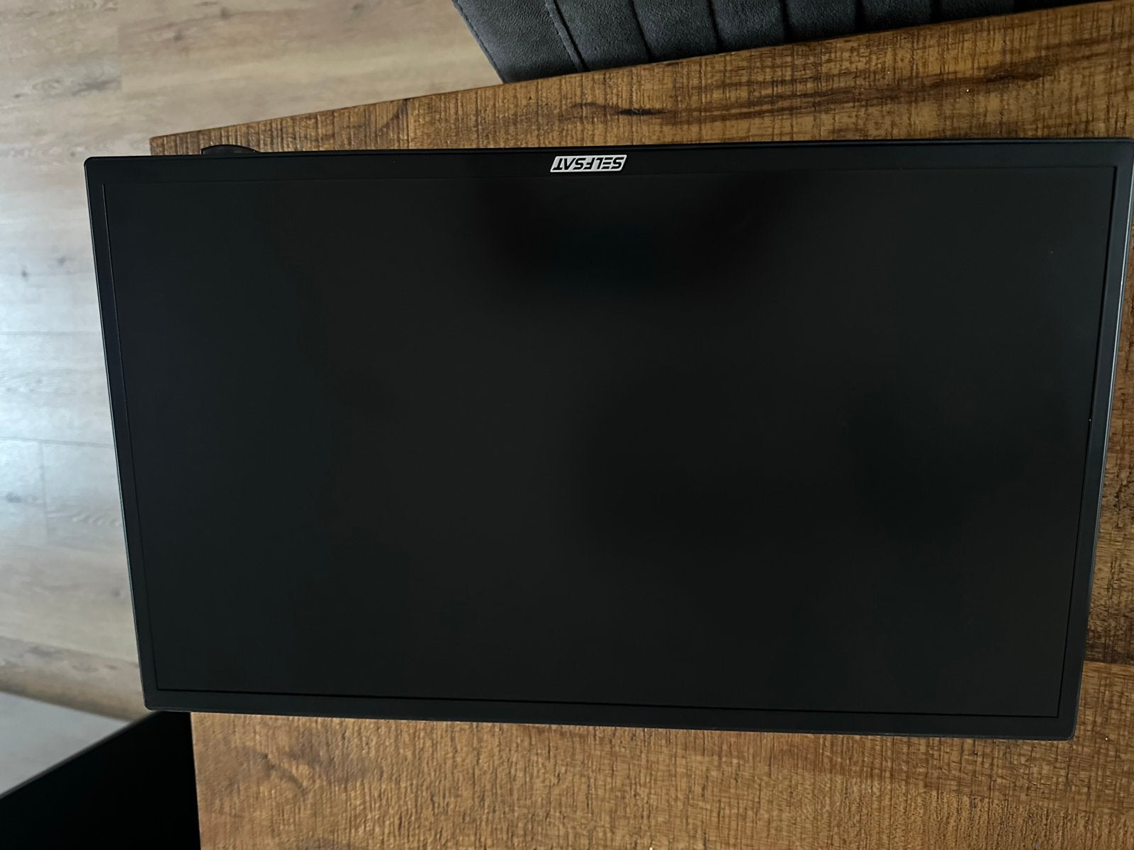 Compacte TV 55 cm - Ideaal voor caravan/camper, 50 Hz, Zo goed als nieuw, 40 tot 60 cm, Ophalen