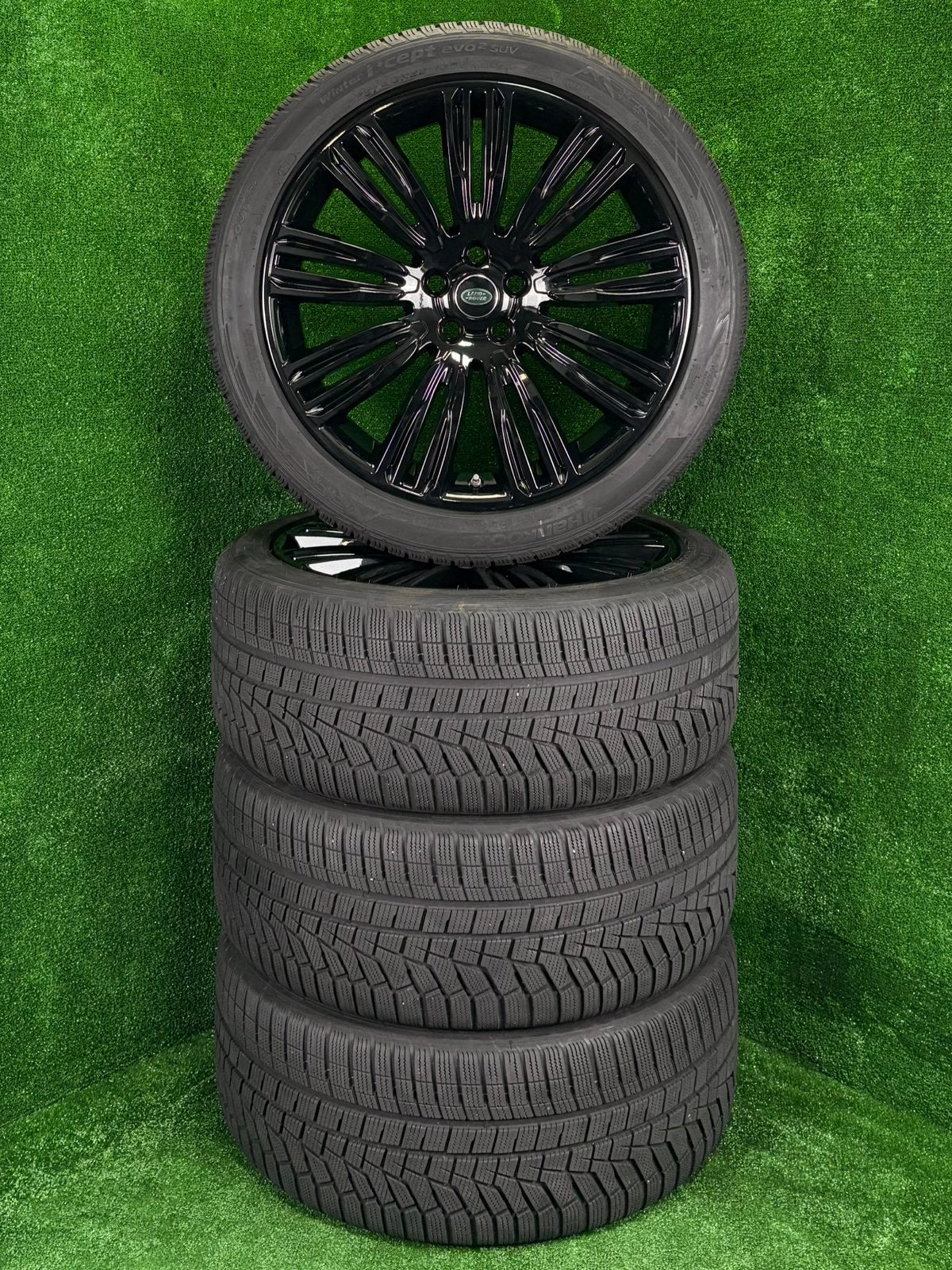 Originele 22 inch Range Rover velgen met winterbanden, Land Rover, Gebruikt, 275 mm, Banden en Velgen