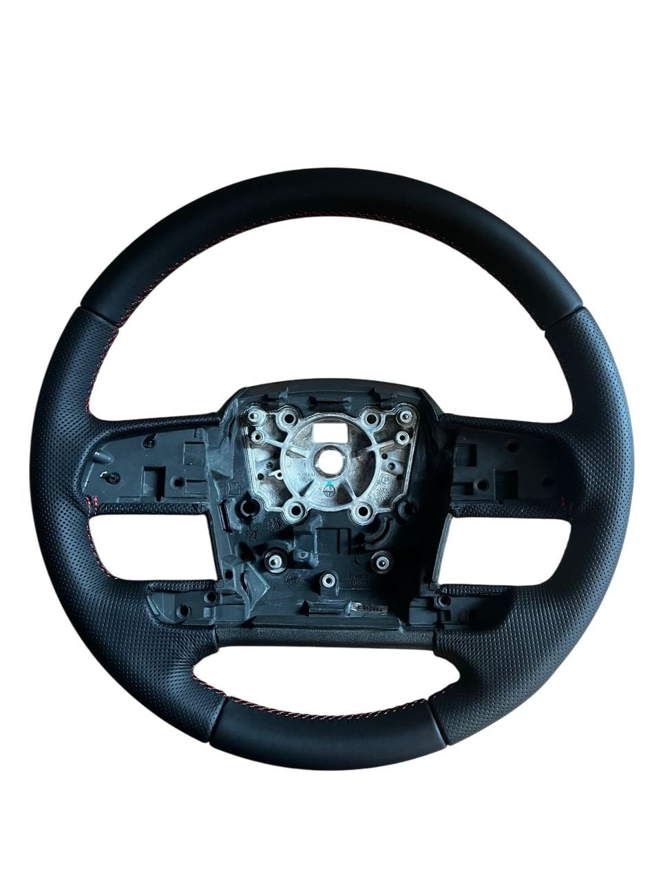 VOLVO FH4/5 FM4/5 STEERING WHEEL RECONDITIONED WITH RED STIT, -, -, Besturing, Ophalen of Verzenden