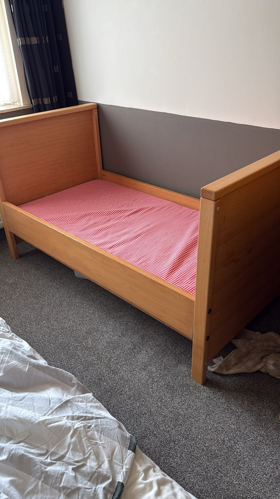 Peuterbedje, Huis en Inrichting, Slaapkamer | Bedden, Ophalen of Verzenden, Eenpersoons, Hout