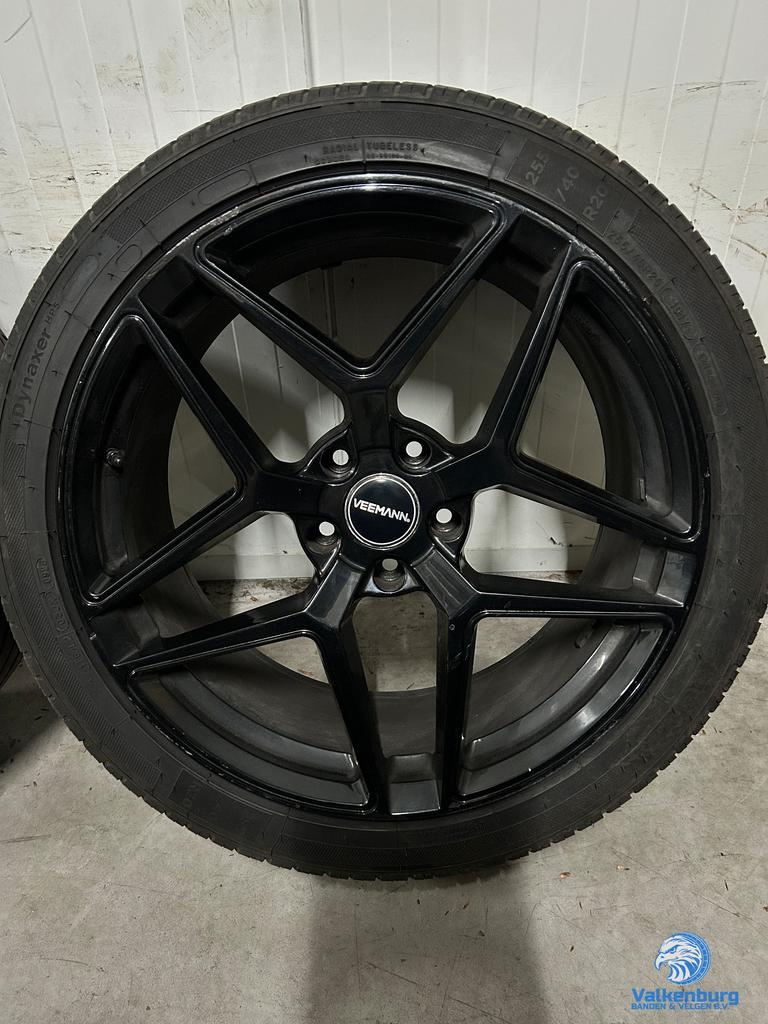 VW Transporter T5 GP T6 T6.1 T7 Multivan Bulli VEEMANN 20 in, 255 mm, -, -, Banden en Velgen