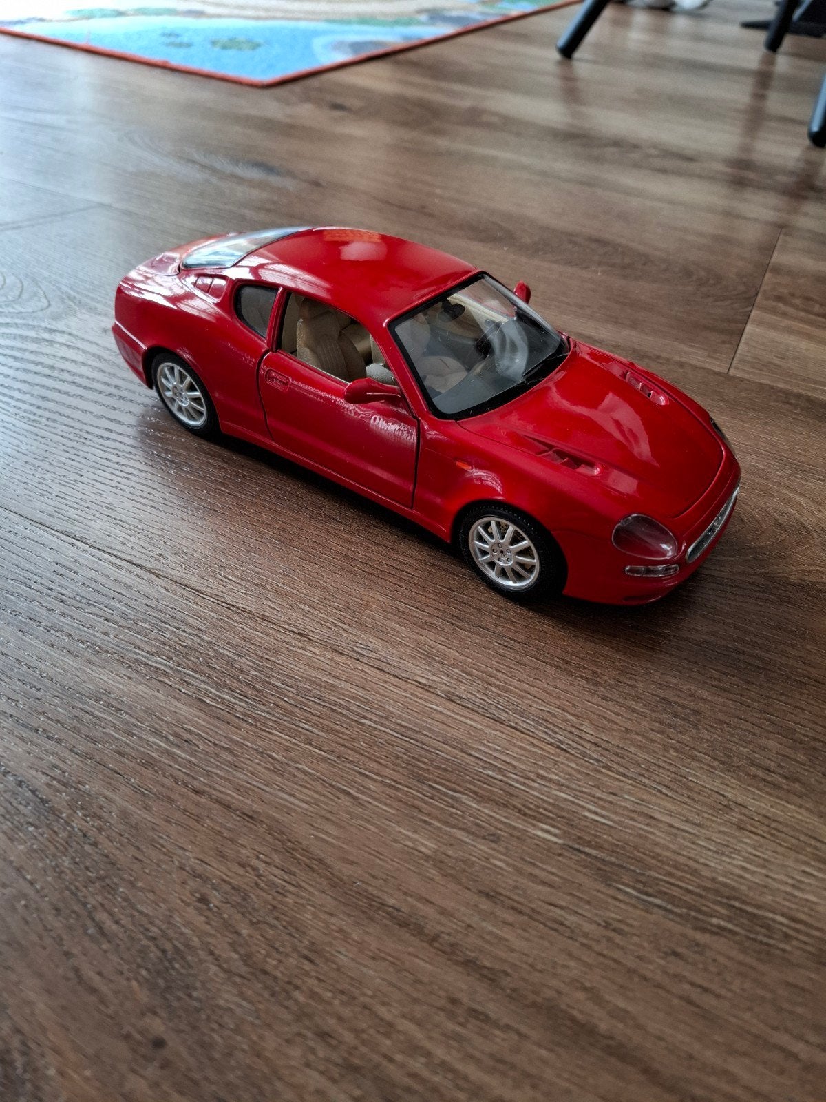 Maserati 3200 GT 1:18  (1998), Ophalen, Zo goed als nieuw, Auto, Bburago