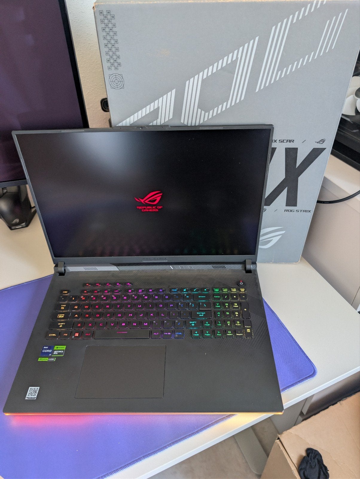 ASUS ROG Strix SCAR 18 (RTX 4080) laptop, Computers en Software, 32 GB, Ophalen of Verzenden, Zo goed als nieuw, SSD