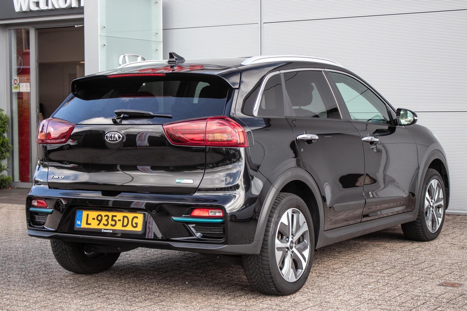 Kia e-Niro DynamicPlusLine 64 kWh -SOH 97% | 3 Fase | schuif, Auto's, Gebruikt, 1712 kg, Verwarmde buitenspiegels, Leder en Stof