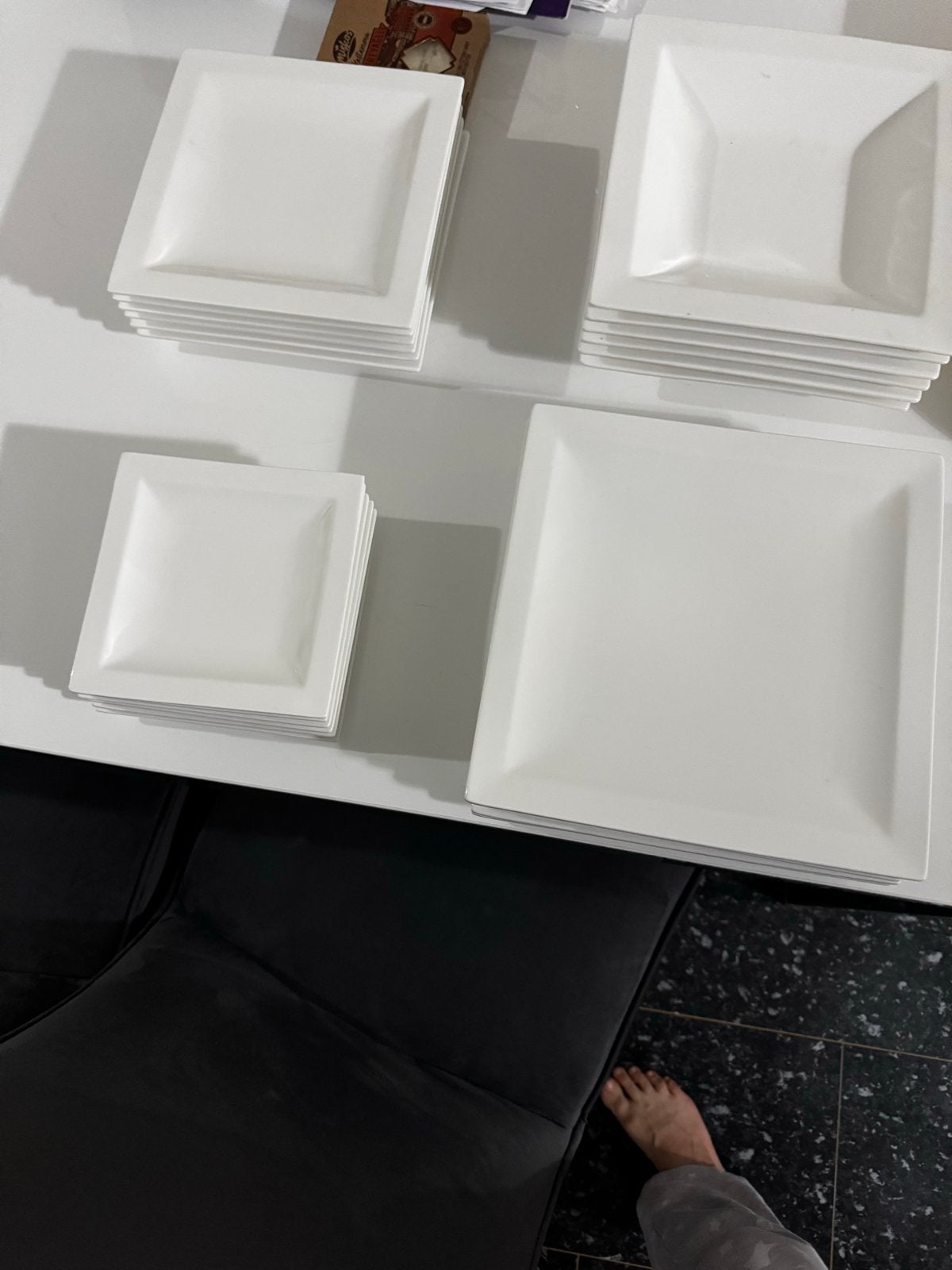 Witte vierkante borden en schalen set, Ophalen, Keramiek, Zo goed als nieuw, Bord(en)