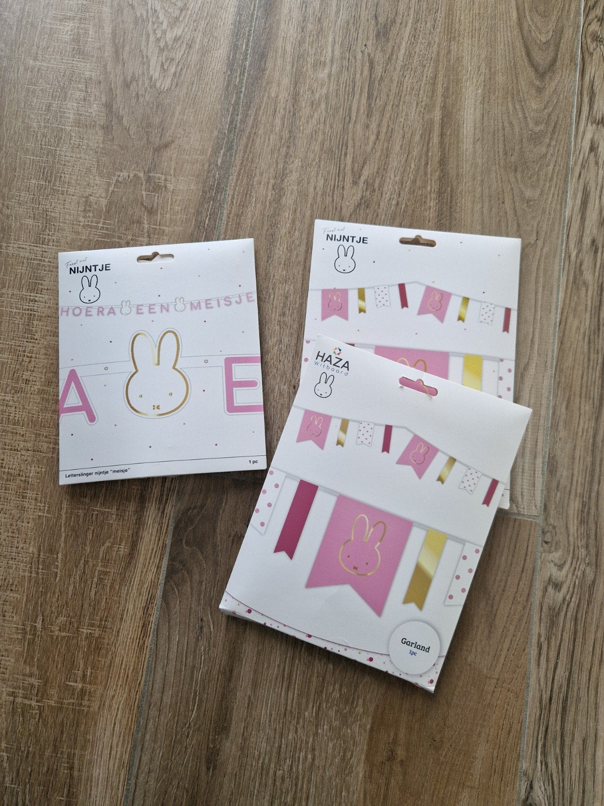 Hoera een Meisje versiering Nijntje, Hobby en Vrije tijd, Feestartikelen, Ophalen of Verzenden, Nieuw, Feestartikel, Geboorte of Huwelijk