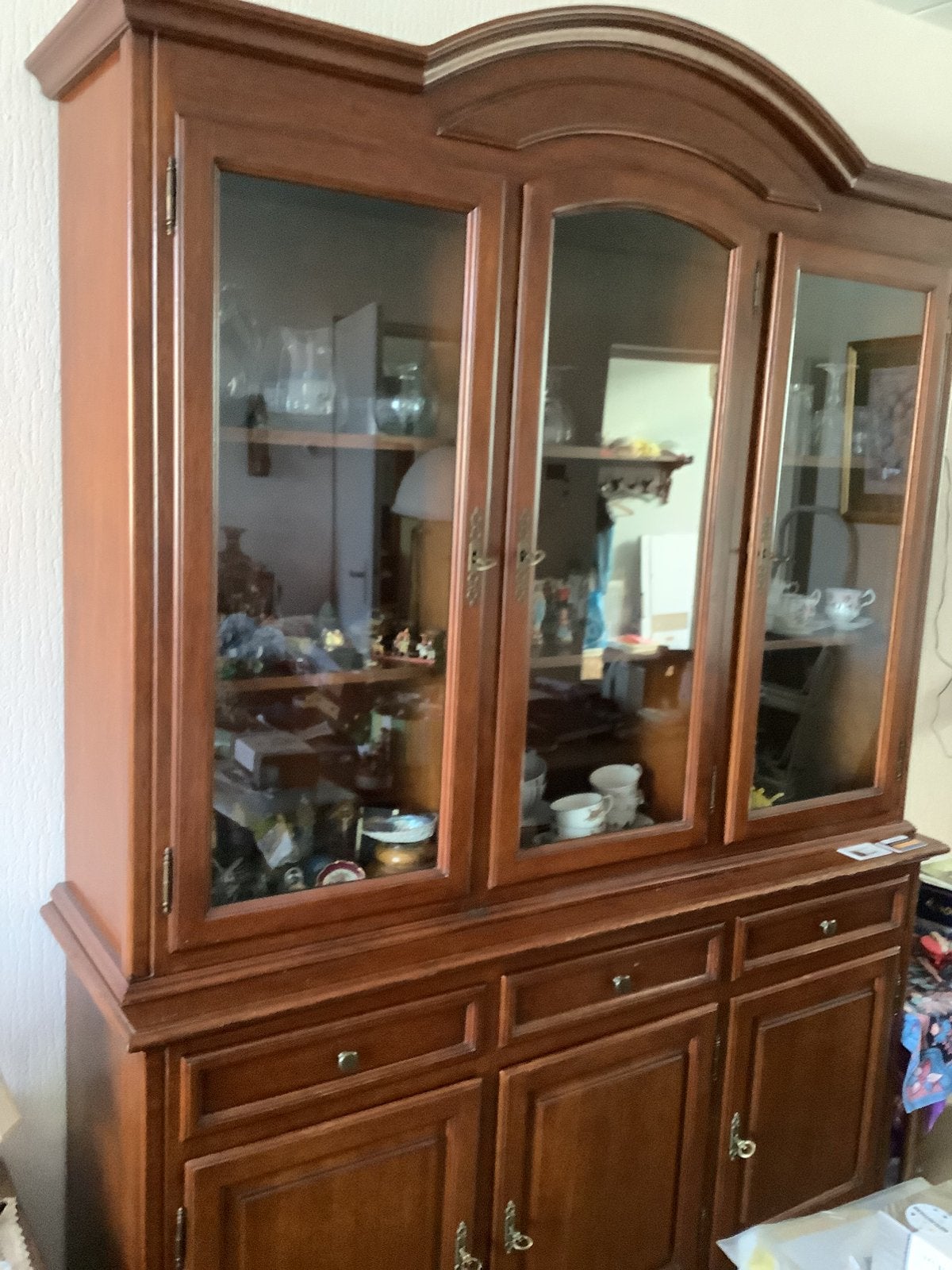 Oude buffetkast/vitrine kast, Ophalen, Zo goed als nieuw, 25 tot 50 cm, 150 tot 200 cm