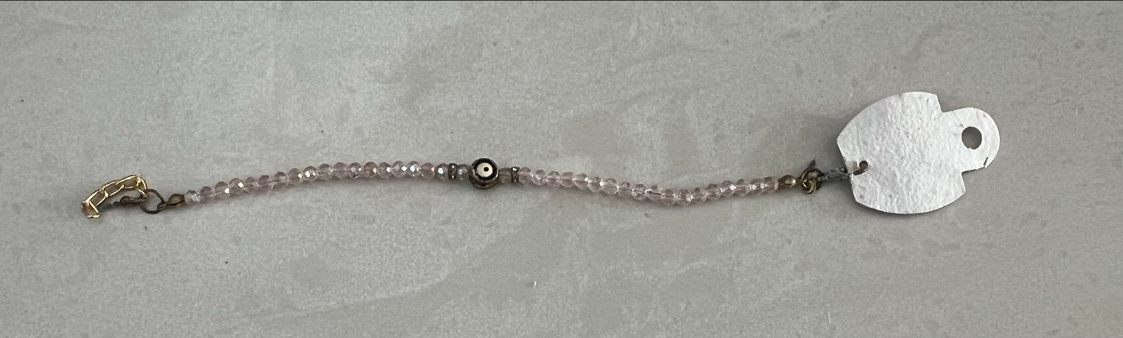 Roze kralenarmband met bedel en Evil Eye ( nieuw), Ophalen of Verzenden, Nieuw