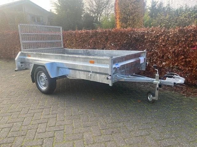 Diversen Blue-line bakwagen met klep (bj 2023), Gebruikt