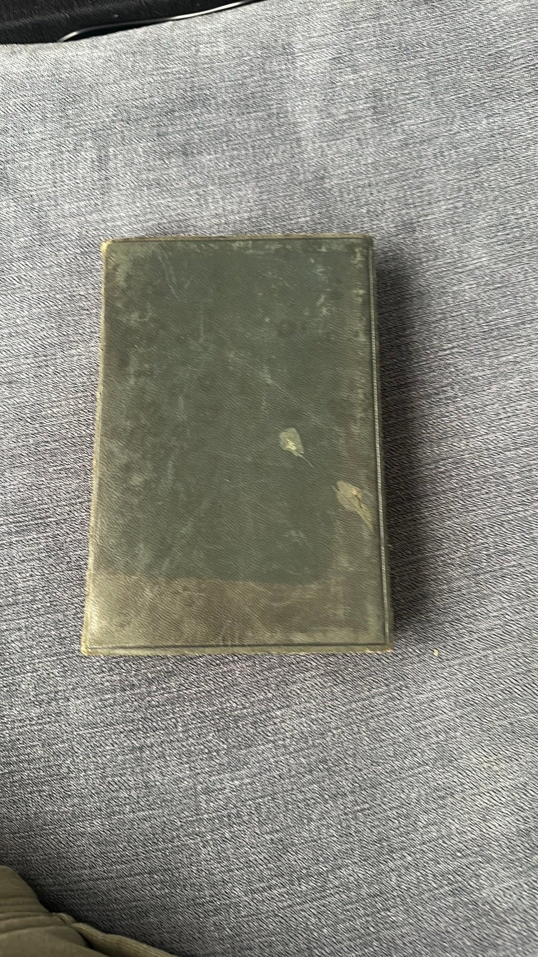 Vanity fair boek uit 1899, Ophalen