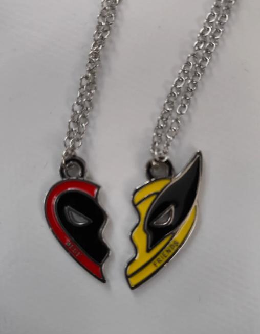 Set Van 2 Kettingen - Marvel Deadpool & Wolverine, Ophalen of Verzenden, Zo goed als nieuw