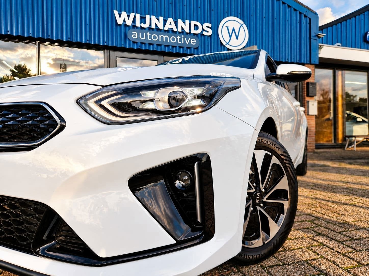 Kia Ceed Sportswagon 1.6 GDI PHEV DynamicLine Trekhaak Stuur, Auto's, Euro 6, Automatische klimaatregeling, Wit, Plug-in hybride