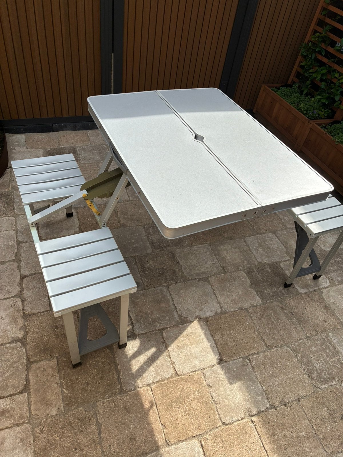 Inklapbare picknicktafel zeer makkelijk op te zetten, Ophalen, Zo goed als nieuw, Campingtafel