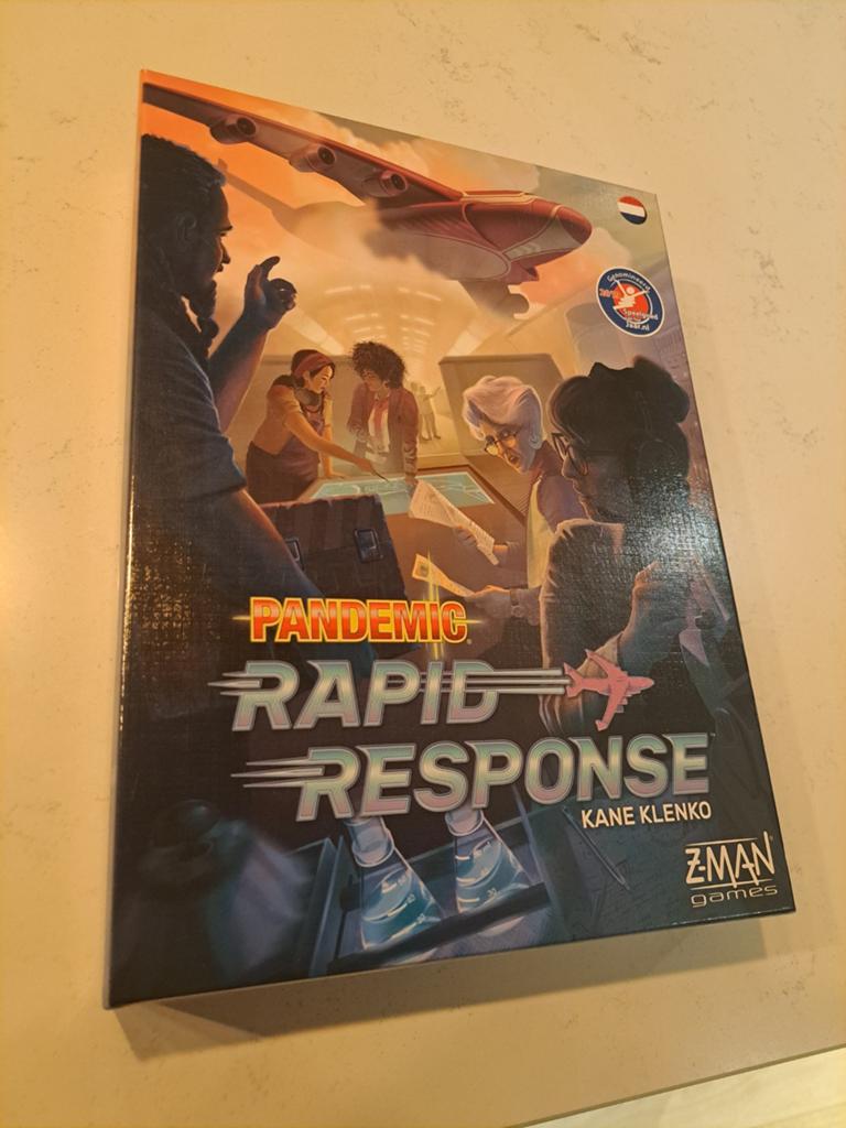 Pandemic Rapid Response Bordspel - Zo goed als nieuw, Een of twee spelers, Ophalen of Verzenden, Zo goed als nieuw