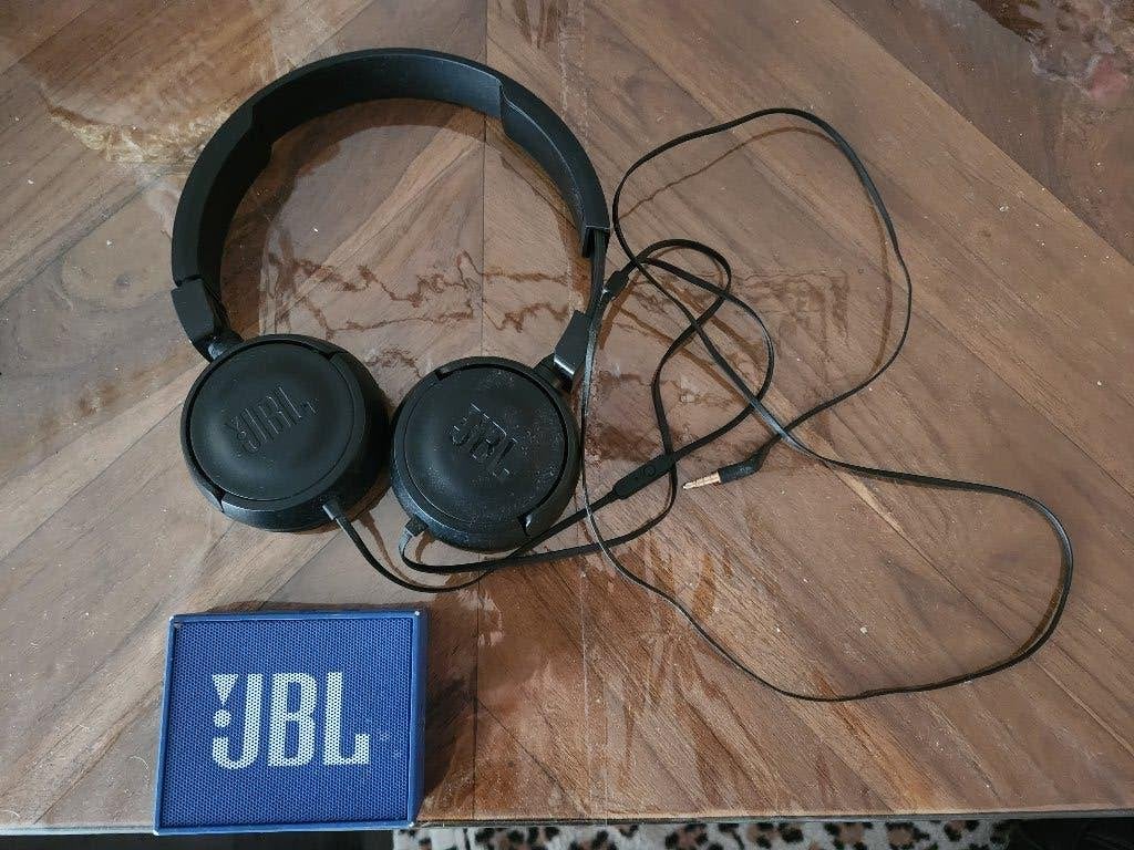 JBL koptelefoon + JBL Go Bluetooth speaker – set, Gebruikt, JBL, Overige typen, Ophalen of Verzenden