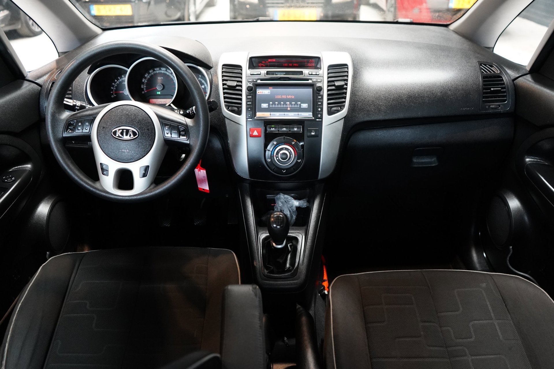 Kia Venga 1.4 CVVT Seven | AIRCO | ACHTERUITRIJCAMERA | ELEK, Auto's, Voorwielaandrijving, Euro 5, Stof, 4 cilinders