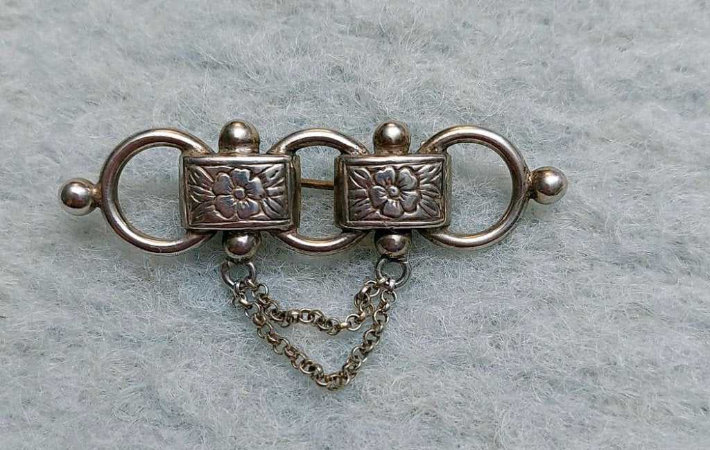 Zilveren broche, 4 tot 7 cm, Gebruikt, Ophalen of Verzenden, Zilver