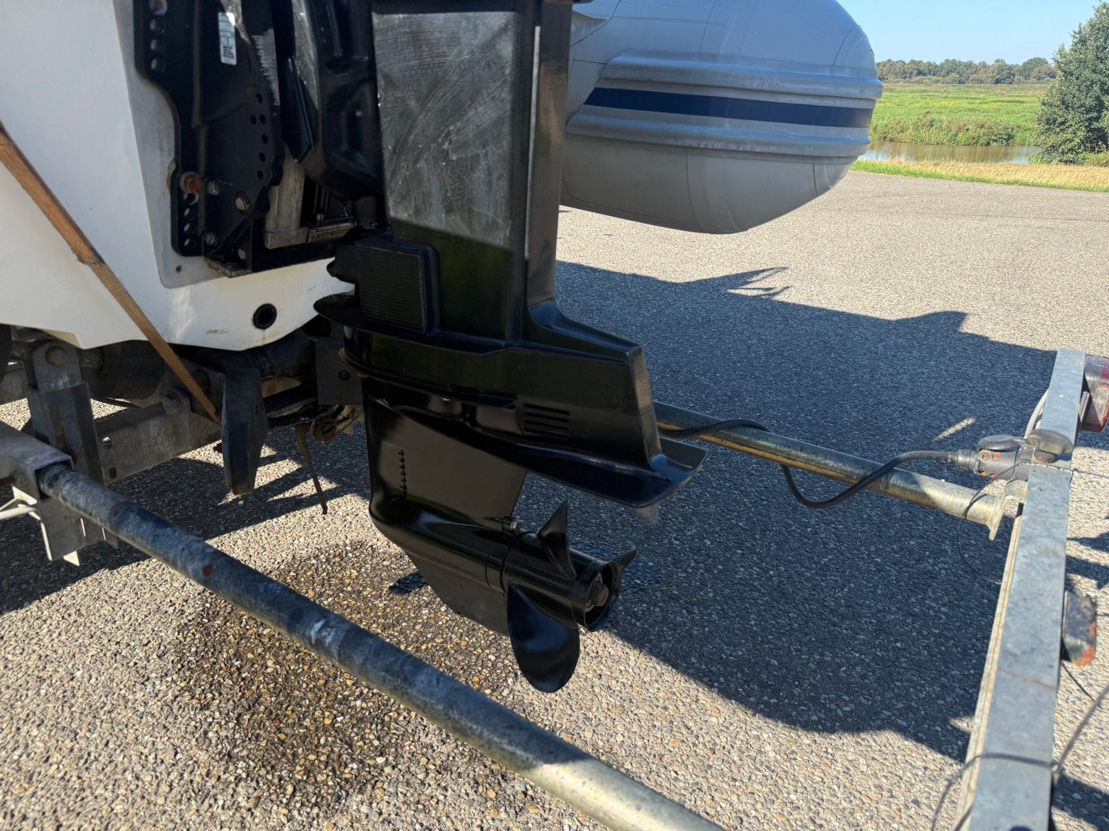 Foto 12 van Artigiana Batelli 430VS met 60pk Mercury en Trailer