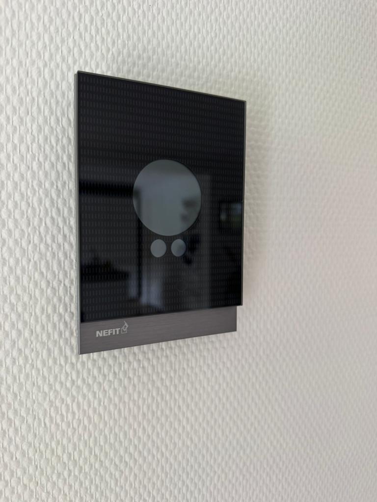 Nefit Easy thermostaat zwart, Ophalen of Verzenden, Zo goed als nieuw