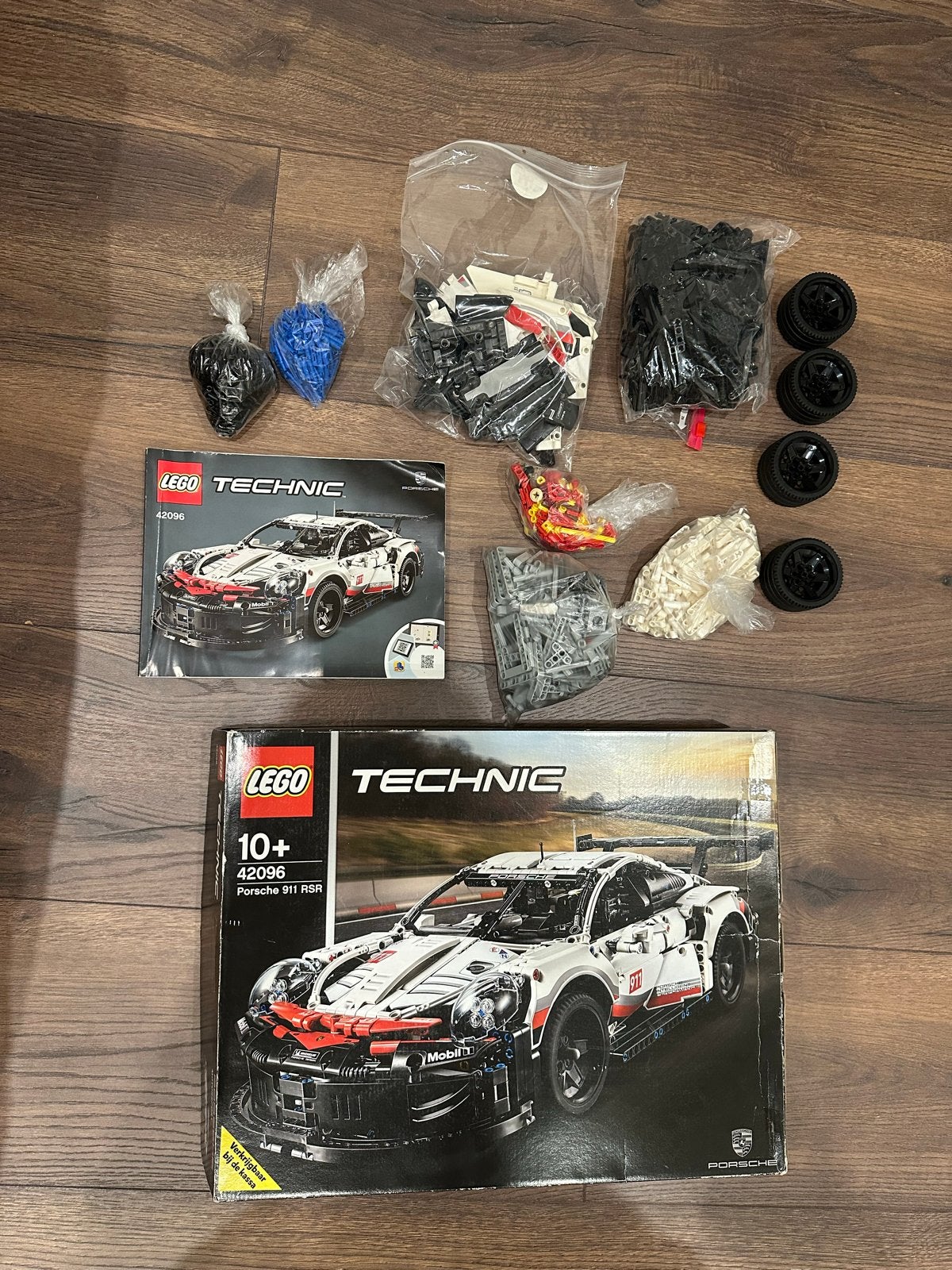 LEGO Technic Porsche 911 RSR - 42096, Ophalen, Lego, Zo goed als nieuw, Complete set