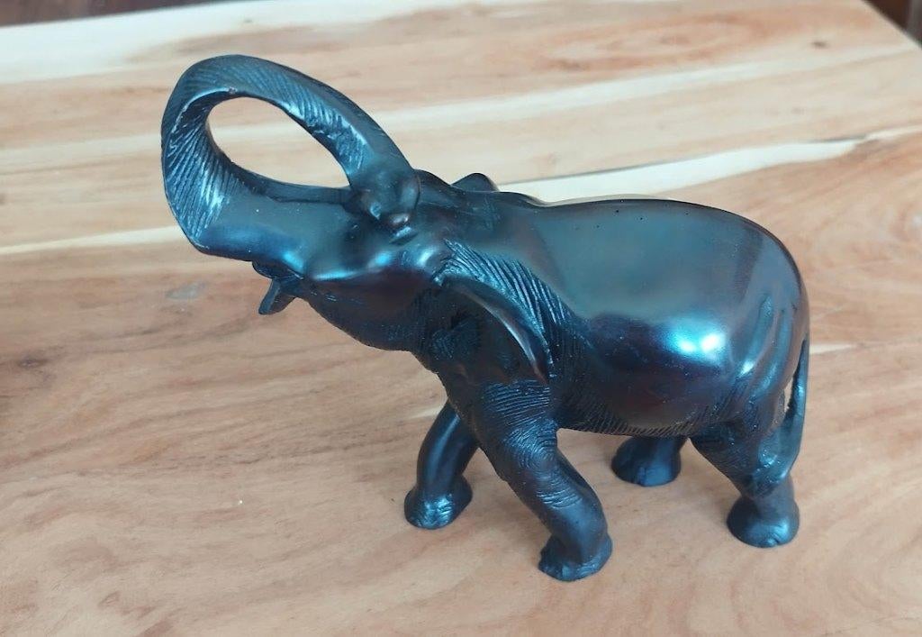 vintage handgesneden olifant, Verzamelen, Beelden en Beeldjes, Ophalen of Verzenden, Nieuw, Dier