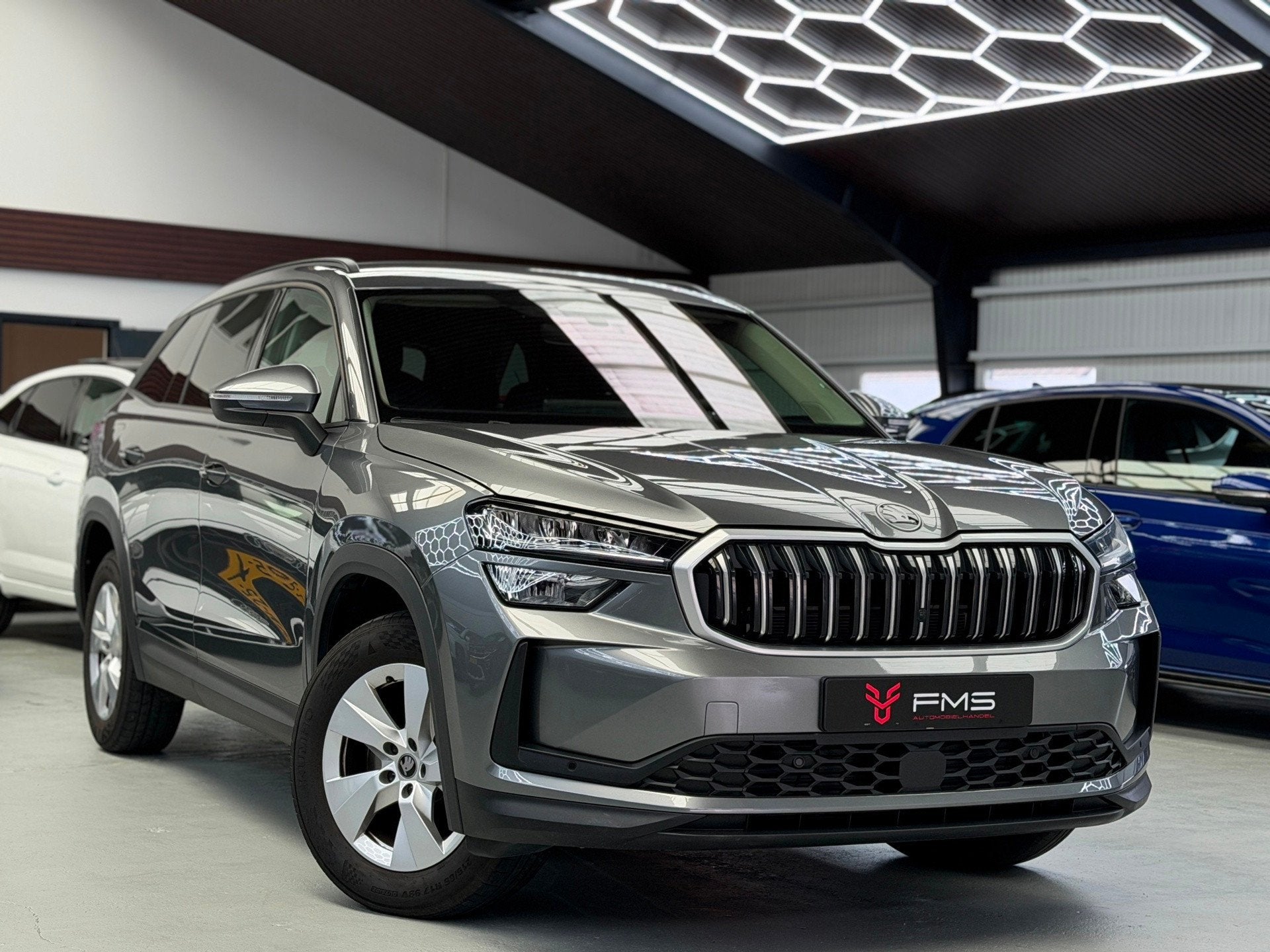 Skoda Kodiaq 1.5 TSI MHEV Edition 7p. CarPlay, Stof, Zwart, 4 cilinders, 7 stoelen