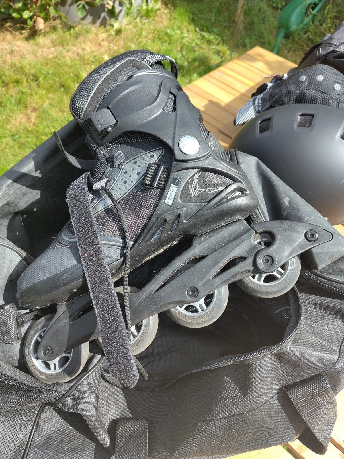 skates/ skeelers mt 43 zo goed als nieuw, Sport en Fitness, Skeelers, Ophalen, Zo goed als nieuw