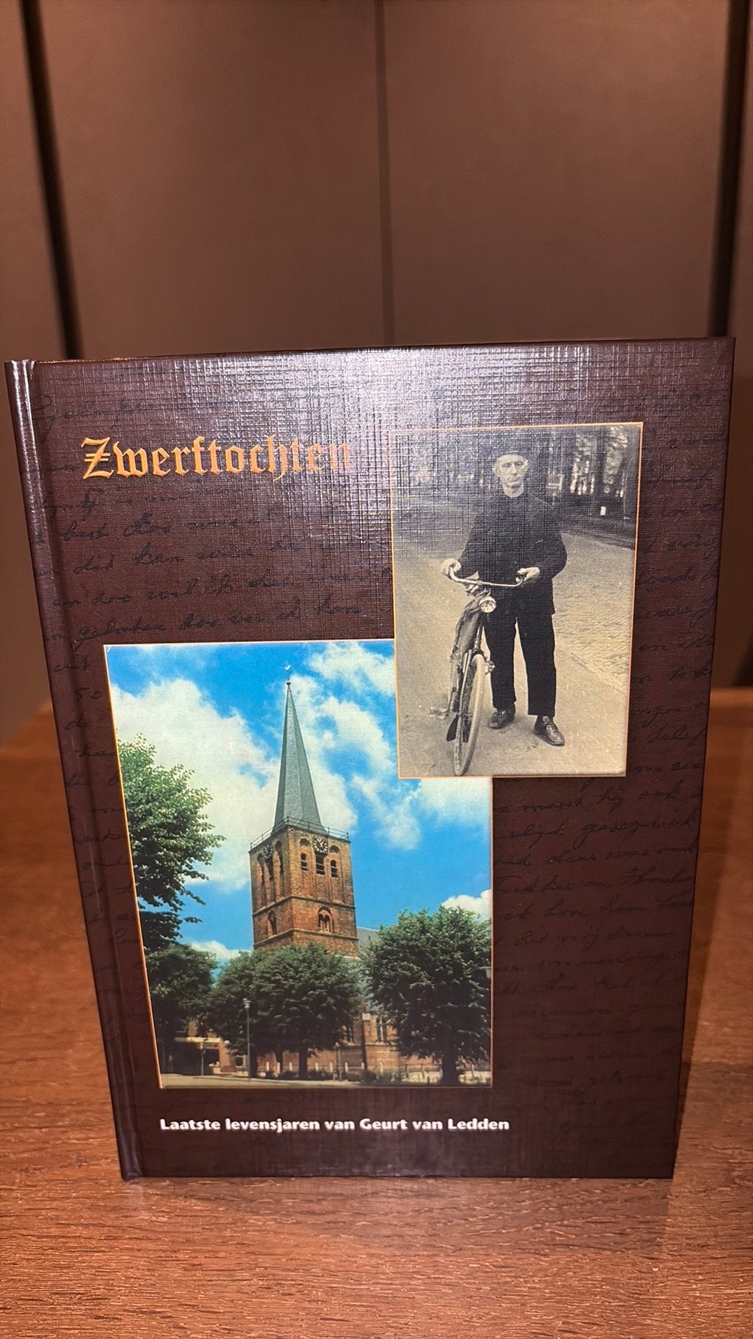 Zwerftochten. Geurt van Ledden, Ophalen of Verzenden, Zo goed als nieuw