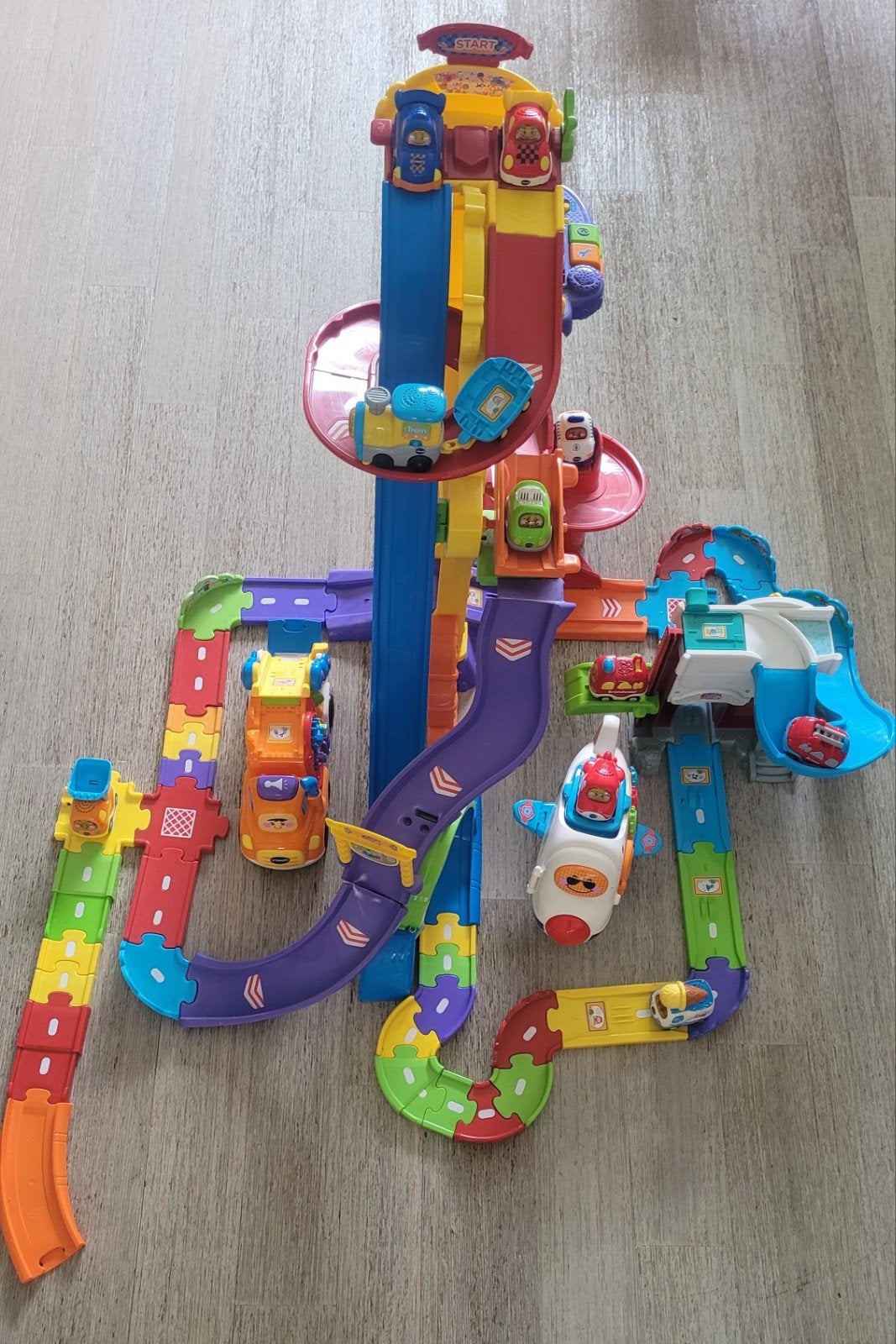 VTech Toet Toet Auto's Racebaan en Parkeergarage Set, Overige merken, Zelf te bouwen, Ophalen of Verzenden, Elektrisch
