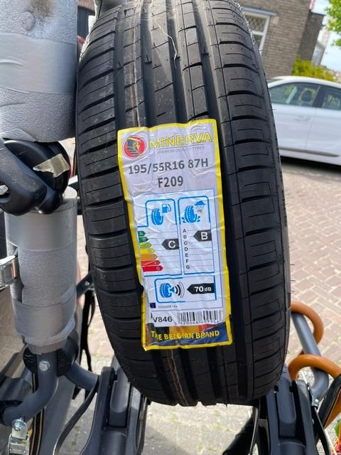 autobanden, Ophalen, 16 inch, Nieuw, Band(en)