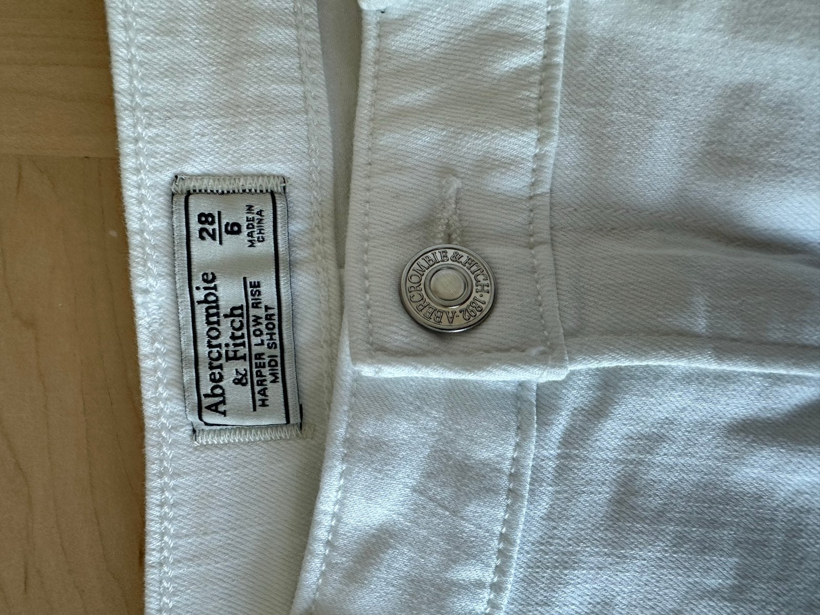 Abercrombie & Fitch witte denim shorts, maat 28, Kort, Verzenden, Wit, Zo goed als nieuw
