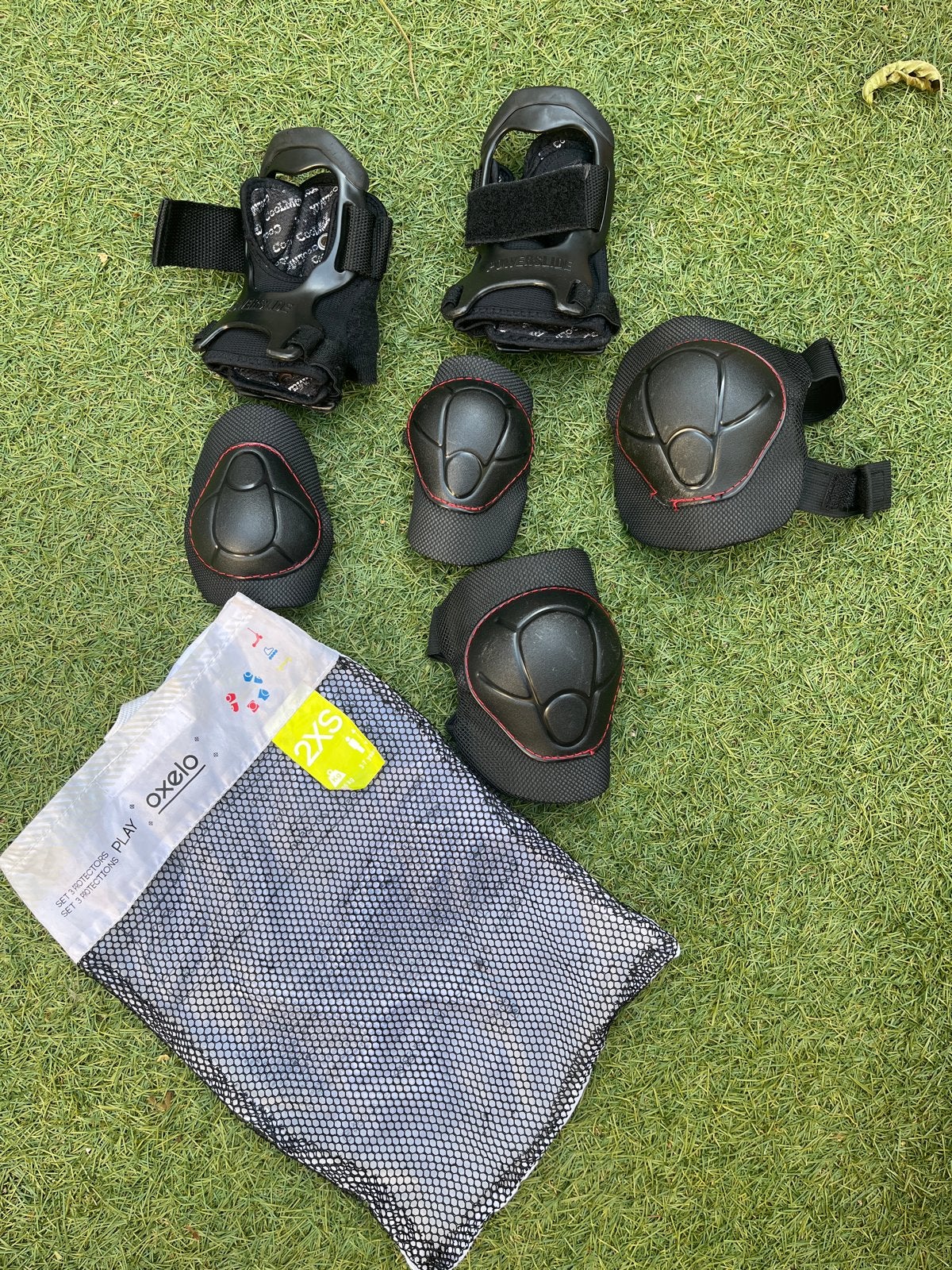 Oxelo beschermset 2XS voor skateboarden/skeeleren/ stuntstep, Ophalen, Gebruikt, Bescherming