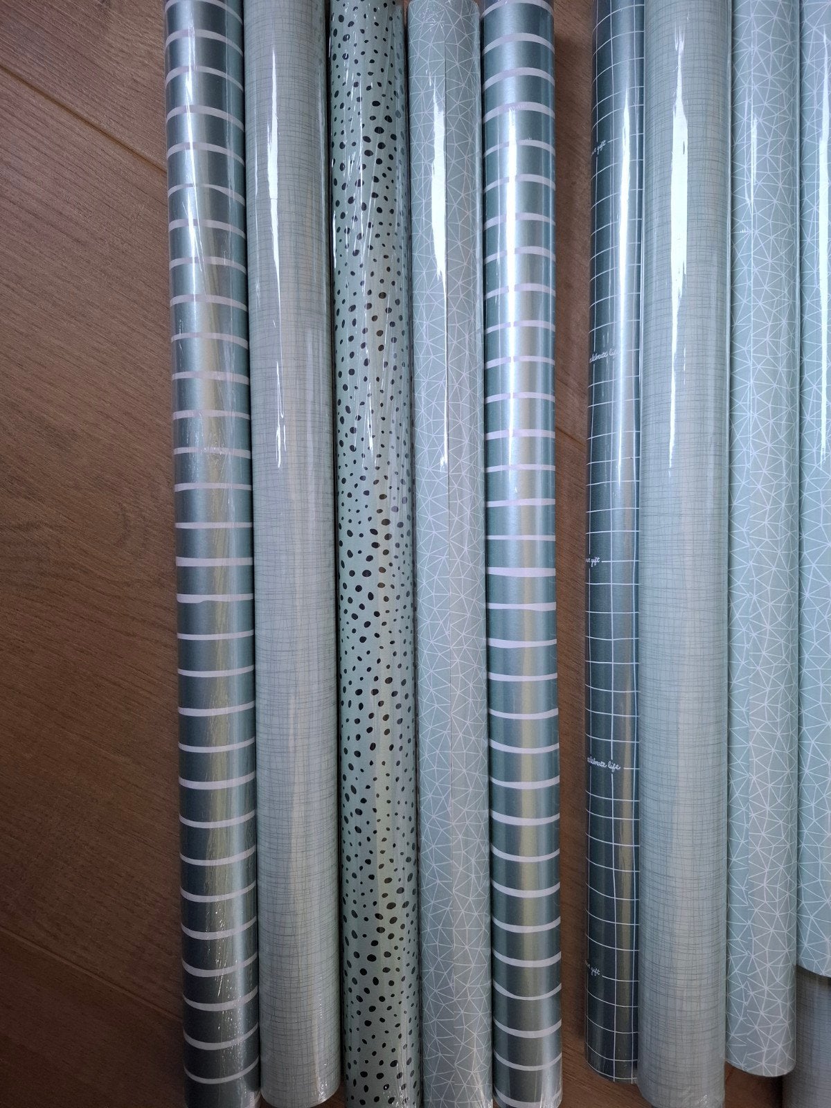 Dubbelzijdig inpakpapier 26 rollen., Ophalen of Verzenden
