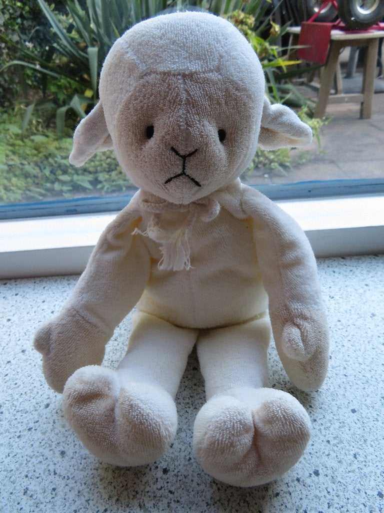 Wit/crème schaap merk Anna Club  Plush meet ca 32 cm, Gebruikt, Ophalen of Verzenden, Middelgroot (20 tot 80 cm), Anna Club Plush