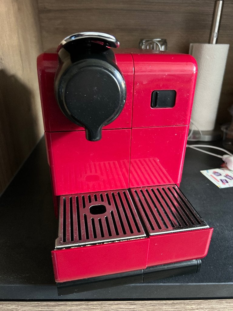 De’Longhi Latissima touch Nespresso - defect, Witgoed en Apparatuur, Koffiezetapparaten, Ophalen, Gebruikt, Espresso apparaat