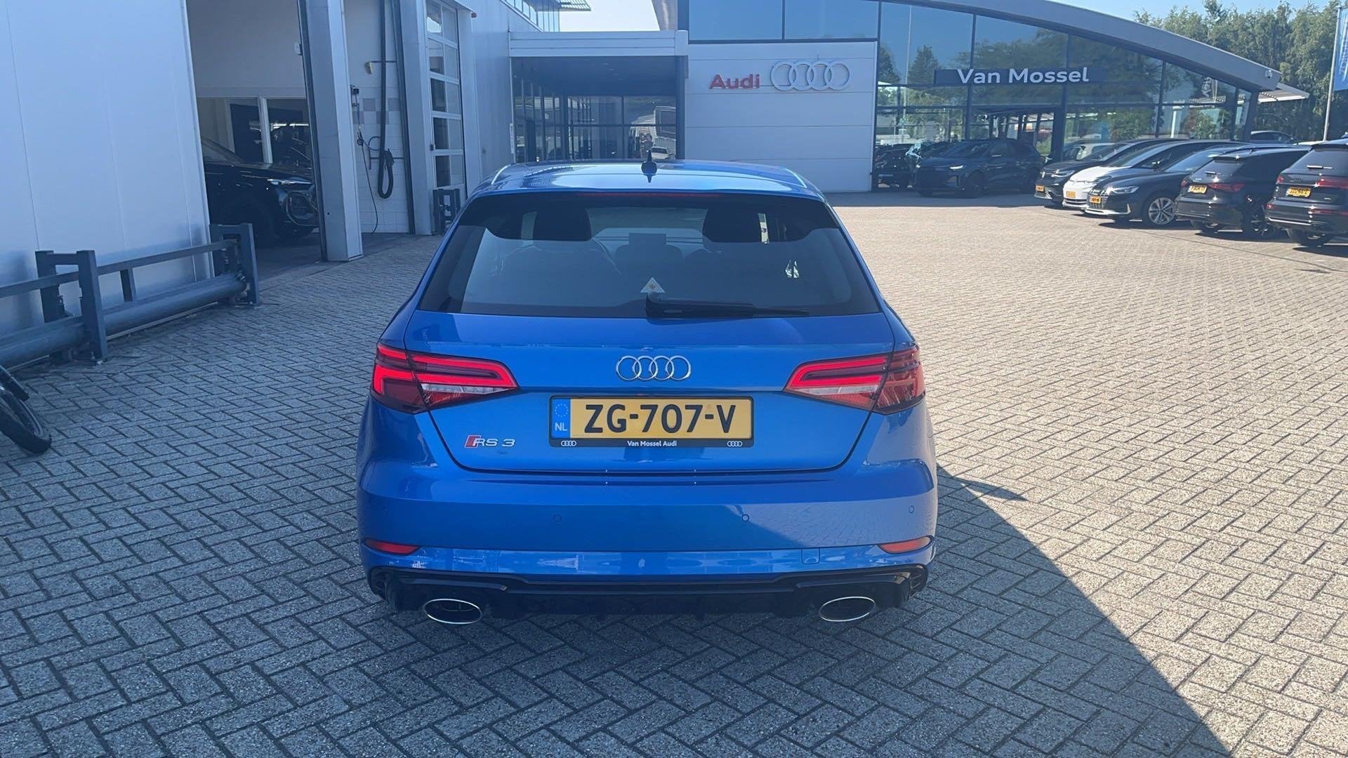 Audi A3 Sportback 2.5 TFSI RS 3 quattro | Navigatie | 19 Inc, Auto's, Automaat, 12 maanden, Gebruikt, Bedrijf