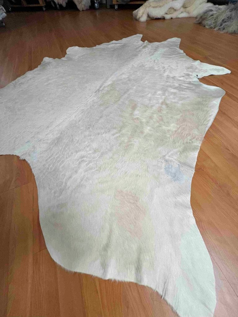 Koeienhuid ecru 230/190 cm, Gebruikt, Etten-Leur, 150 tot 200 cm, Ophalen of Verzenden