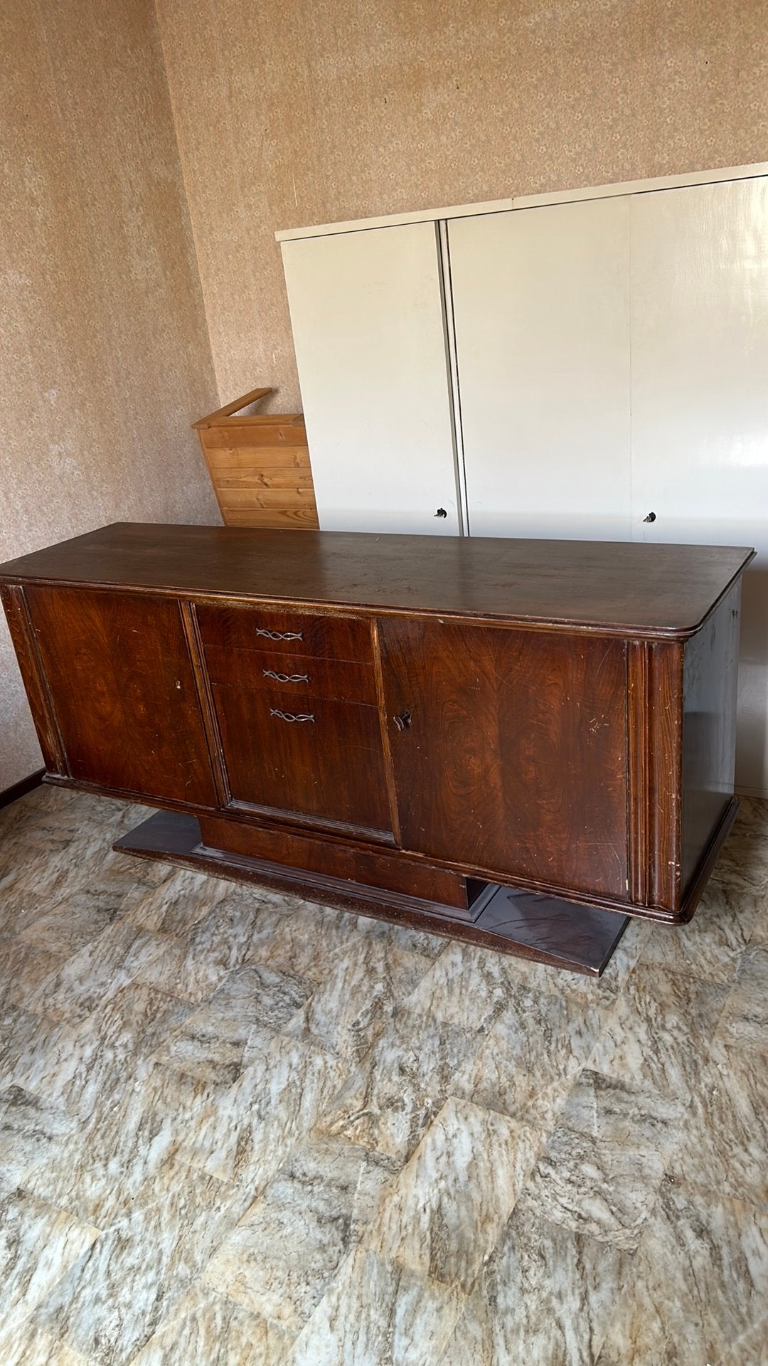 Antiek Art Deco dressoir, Ophalen