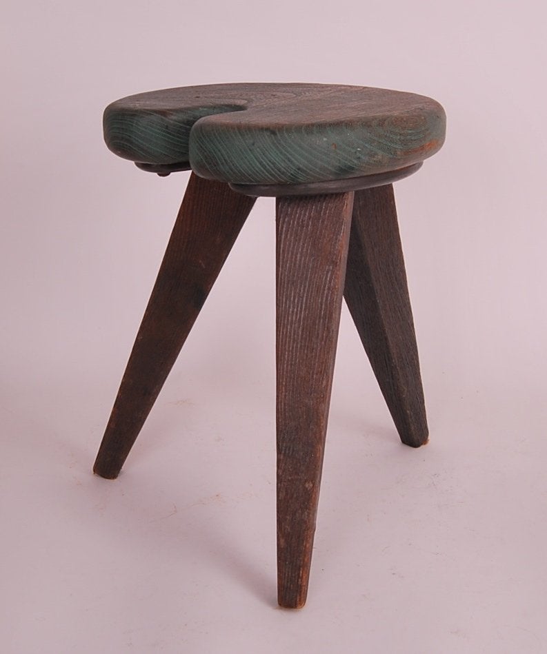 Vintage Frans houten krukje brutalist design, Huis en Inrichting, Krukjes, Ophalen of Verzenden, Gebruikt, Hout