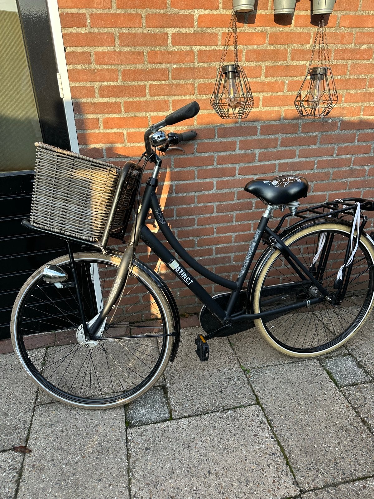 Damesfiets met mand en 3 versnellingen, Fietsen en Brommers, Velgrem, Versnellingen, Ophalen, Overige merken