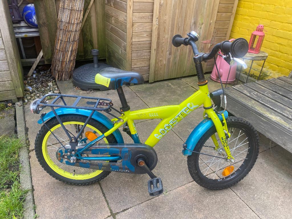 Mooi kinderfietsje Loekie 16 inch, Ophalen, Zijwieltjes, Loekie Booster, 16 tot 20 inch