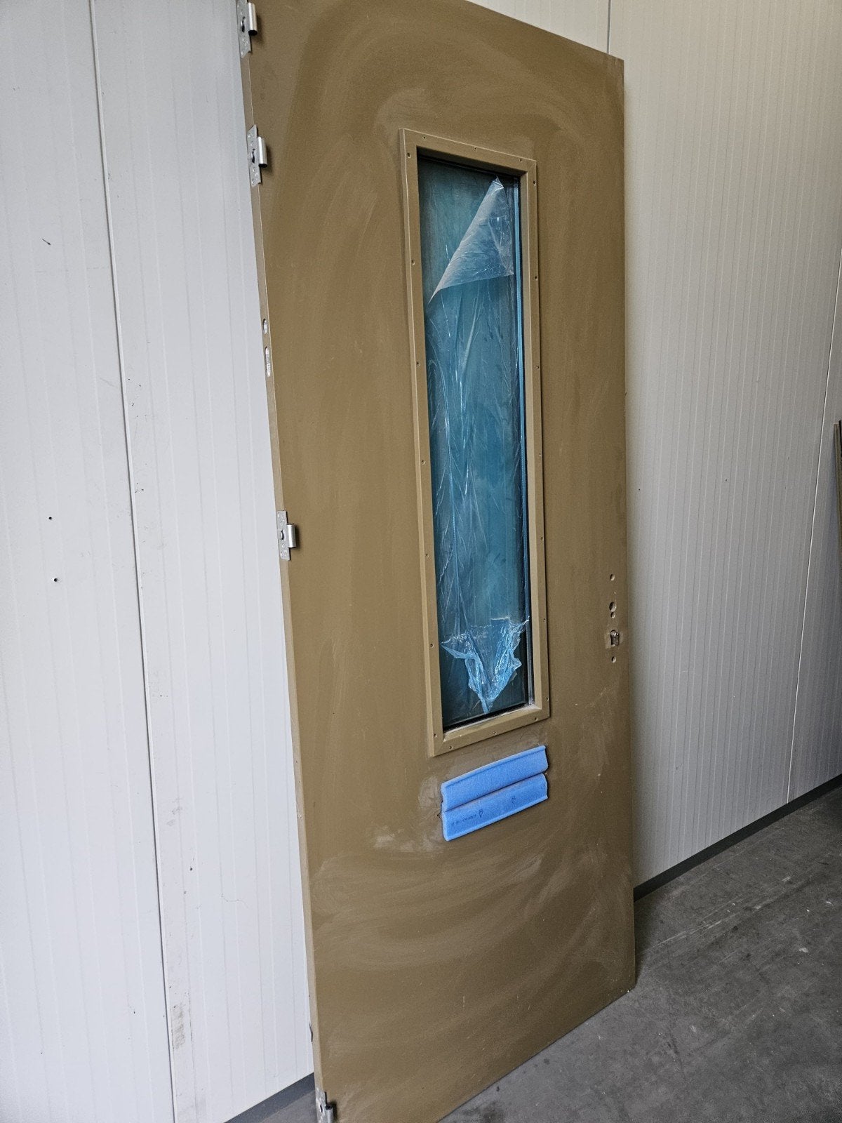 Nieuwe voordeur met driepunt sluiting, Ophalen, 80 tot 100 cm, 215 cm of meer, Nieuw