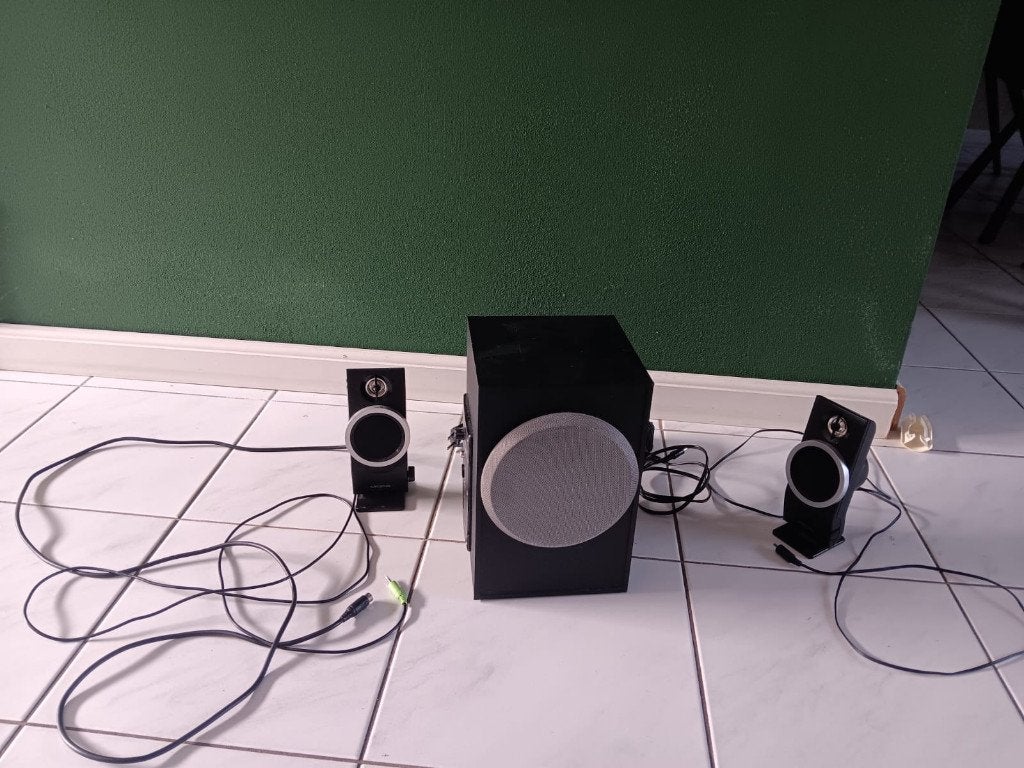 Creative Inspire T3100, Ophalen, Gebruikt, Audiokanaal 2.1